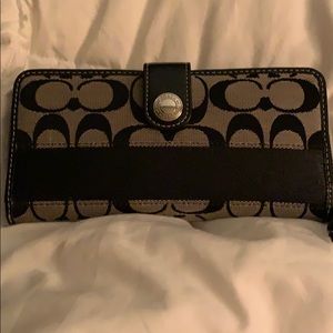 Coach Wallet (Black & Tan)